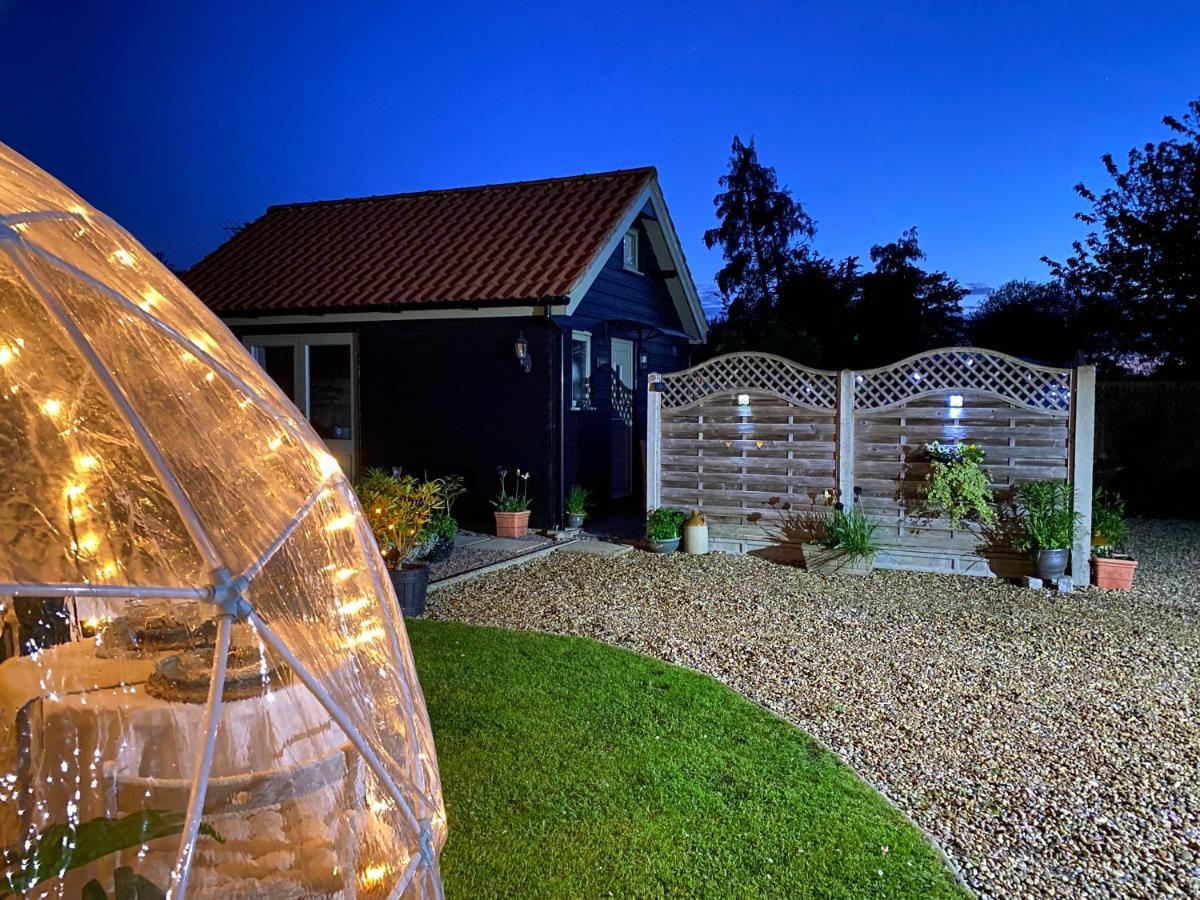 Saving Grace With Private Hot Tub Villa Bawdeswell Eksteriør bilde